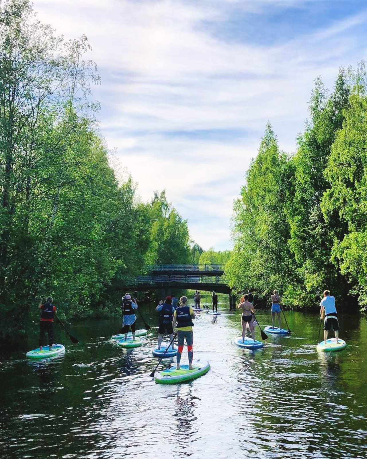 Sup-lautailijoita Tourunjärvellä 